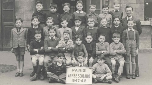 Class photo of school boys in Paris in 1947